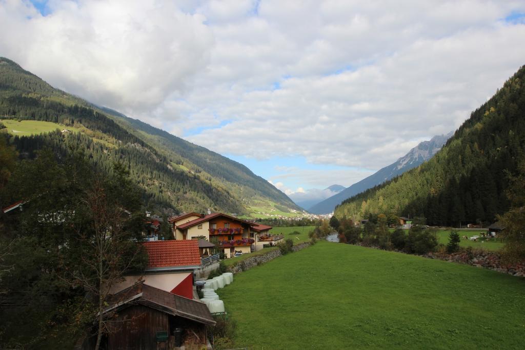 Zum Fuhrmann Apartment Neustift im Stubaital Phòng bức ảnh